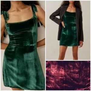 NEW! HOUSE OF HARLOW 1960 Burgandy Velvet Mini Dress Medium.